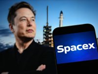 马斯克豪言 SpaceX 估值将超1000万亿美元，遭拉表打脸；传腾讯字节加速个人智能体研发；四部门拟禁止汽车采用全隐藏式门把手